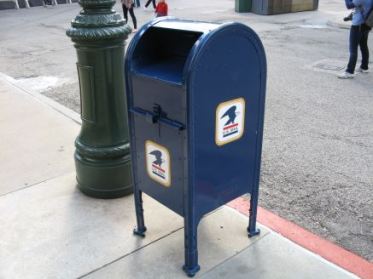 disney-blue-mailbox